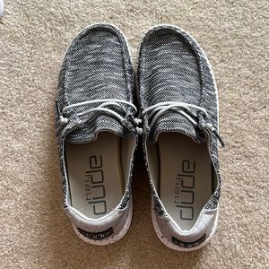 hey dude shoes
